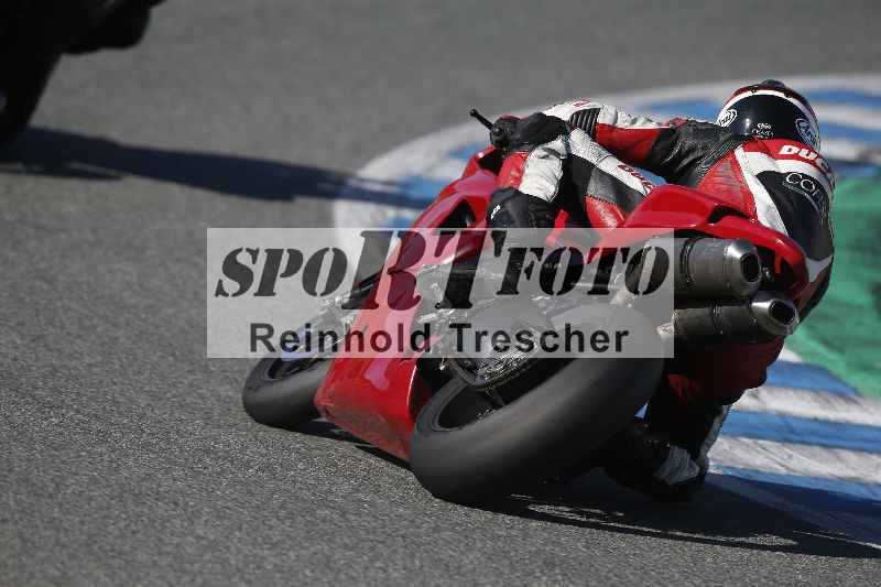 /Archiv-2024/02 29.01.-02.02.2024 Moto Center Thun Jerez/Gruppe gruen-green/40